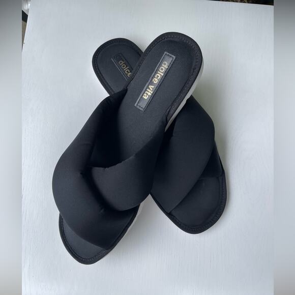 ☘️ DOLCE VITA Puffy Criss Cross Sandals in Black, Size 10M - Picture 1 of 8